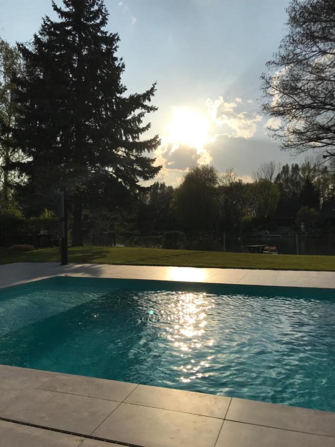 Bony Resort Сарвас Екстериор снимка